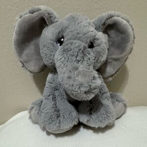 Aurora 8" Precious Moments Tuk
Elephant Plush Stuffed Animal Toy
Gray